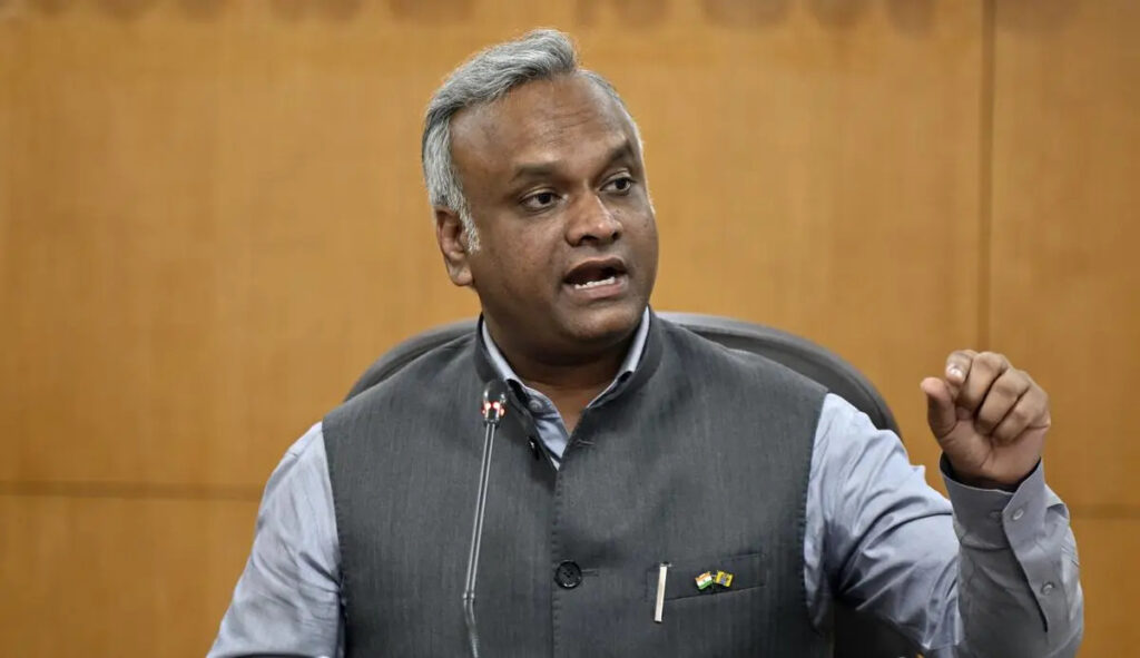ಎಲ್ಲದರ ಬಗ್ಗೆಯೂ ಮಾತನಾಡುವ ಆರ್‌ಎಸ್‌ಎಸ್ ಮತಗಳ್ಳತನದ ಬಗ್ಗೆ ಏಕೆ ಸುಮ್ಮನಿದೆ?: ಪ್ರಿಯಾಂಕ್ ಖರ್ಗೆ