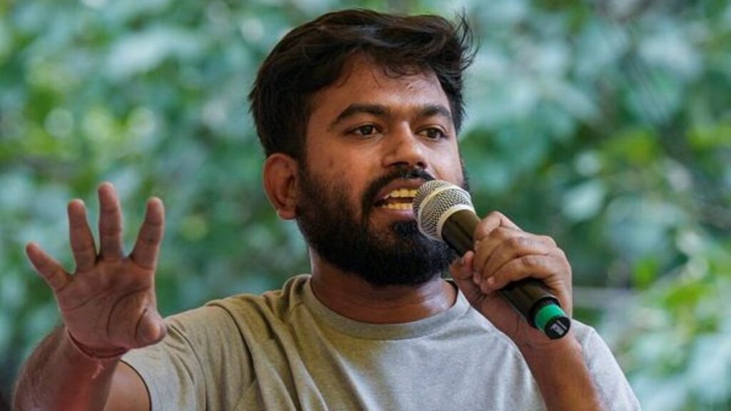 ಹೆದರದೆ ನಿಂತರೆ ಎಂತಹ ಶಕ್ತಿಯೂ ತಲೆಬಾಗುತ್ತದೆ: ಪ್ರಧಾನ್‌ ರಾಜೀನಾಮೆ ನಂತರ ಅಭಿಜಿತ್ ದಿಪ್ಕೆ ಮೊದಲ ಪ್ರತಿಕ್ರಿಯೆ
