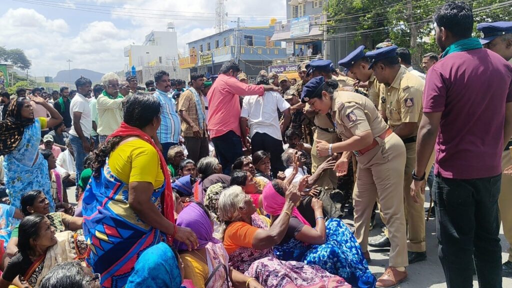 ಹನೂರು ಶೂಟೌಟ್ ಪ್ರಕರಣ: ಬಿಗುವಿನ ವಾತಾವರಣ, ನಿಲ್ಲದ ಪ್ರತಿಭಟನೆ