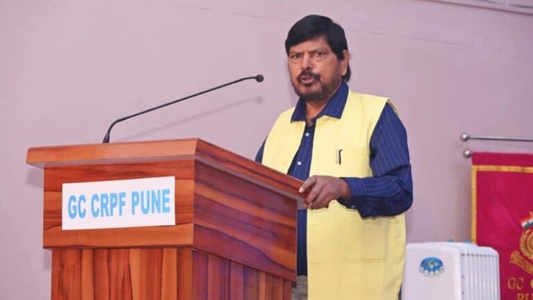ಮೀಸಲಾತಿ ವಿರೋಧಿ ಹೋರಾಟಗಾರರ ವಿರುದ್ಧ ದೇಶದ್ರೋಹ ಪ್ರಕರಣ ದಾಖಲಿಸಿ: ಕೇಂದ್ರ ಸಚಿವ ರಾಮದಾಸ್ ಅಠಾವಳೆ ಆಗ್ರಹ