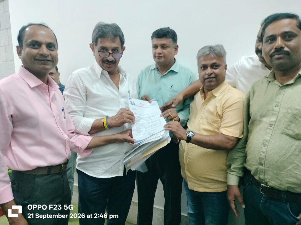 ಪೌರಕಾರ್ಮಿಕರ ಬೇಡಿಕೆಗಳ ಈಡೇರಿಕೆಗೆ ಸರ್ಕಾರಕ್ಕೆ – ಪತ್ರಕರ್ತರ ಬಳಗದಿಂದ ಮನವಿ