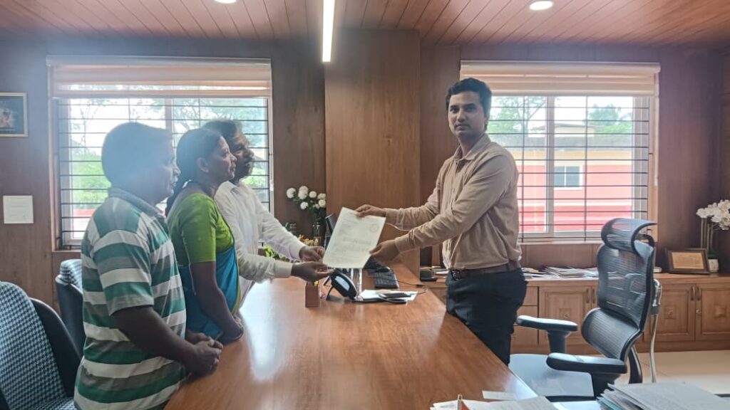 ಮಂಗಳೂರು ಸಂಪುಟ ಸಭೆಯಲ್ಲಿ ಕೊರಗ ಸಮುದಾಯದ ಬೇಡಿಕೆಗಳಿಗೆ – ಆದ್ಯತೆ ನೀಡಲು ಆಗ್ರಹ