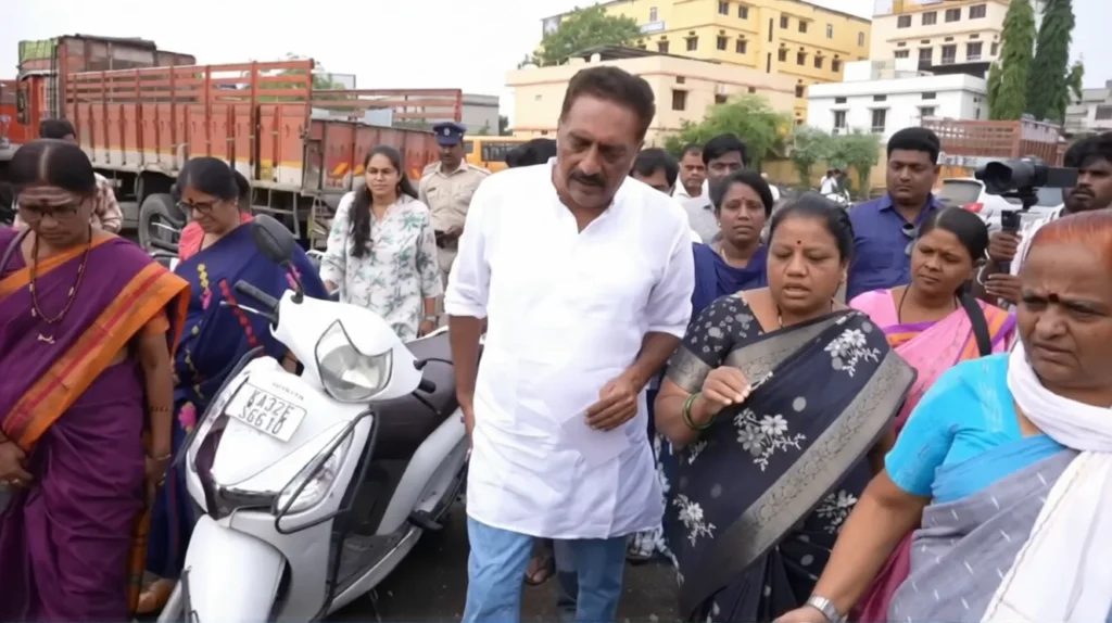 ಮತದಾರರ ಪಟ್ಟಿ ಪರಿಷ್ಕರಣೆ ವಿರೋಧಿಸಿ ಕಲಬುರಗಿಯಿಂದ ಪ್ರಕಾಶ್ ರಾಜ್ ಎಸ್‌ಐಆರ್ ಪ್ರತಿರೋಧ ಯಾತ್ರೆ ಆರಂಭ