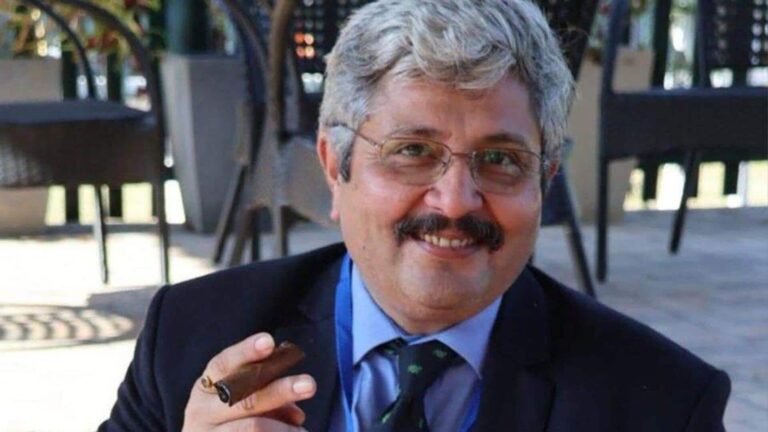 ಚುನಾವಣಾ ಆಯೋಗದ ಕುರಿತು ಸೋಷಿಯಲ್‌ ಮೀಡಿಯಾ ಪೋಸ್ಟ್: ನಿವೃತ್ತ ಅಧಿಕಾರಿ ಆಶೀಶ್ ಜೋಶಿಯವರನ್ನು 9 ಗಂಟೆಗಳ ಕಾಲ ವಿಚಾರಣೆ ಮಾಡಿದ ಪೊಲೀಸರು
