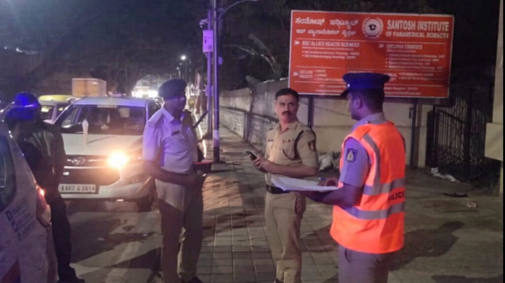ಬೆಂಗಳೂರು ಪೂರ್ವ ವಿಭಾಗದಲ್ಲಿ ಪೊಲೀಸರ ತಡ ರಾತ್ರಿ ಕಾರ್ಯಾಚರಣೆ: 60 ಬೈಕ್‌ಗಳ ಜಪ್ತಿ, 340ಕ್ಕೂ ಹೆಚ್ಚು ಜನರ ವಿರುದ್ಧ ಕೇಸ್