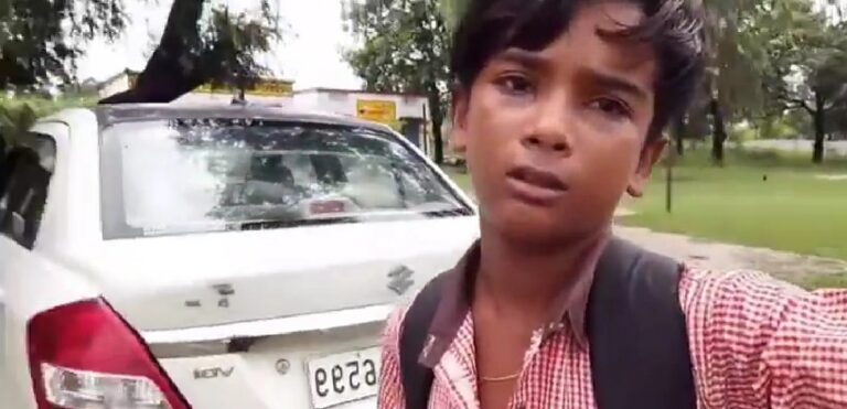 ‘ನೀನು ಕ್ಲಾಸ್‌ಗೆ ಬಂದರೆ ನಾನು ಶಾಲೆಗೆ ಬರಲ್ಲ’: ವಾಲ್ಮೀಕಿ ಸಮುದಾಯದ ವಿದ್ಯಾರ್ಥಿಯನ್ನು ತರಗತಿಯಿಂದ ಹೊರಗಿಟ್ಟ ಶಿಕ್ಷಕಿ