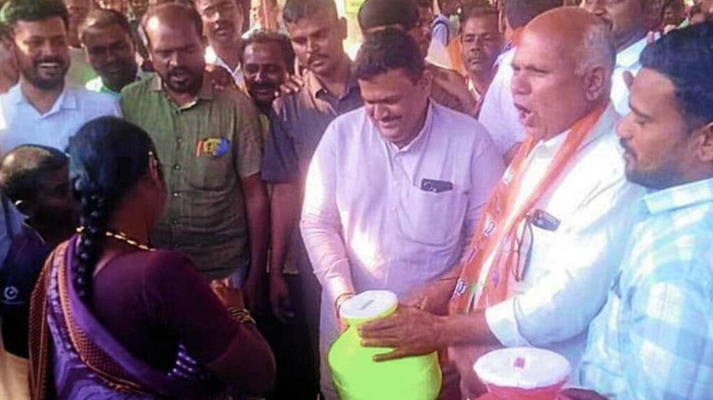 ಡೀಸೆಲ್ ಖಾಲಿ ಬಸ್ ಸಂಚಾರ ಬಂದ್ – ಕುಷ್ಟಗಿ ಡಿಪೊ ಎದುರು ಪ್ರತಿಭಟನೆ