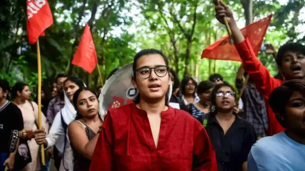 ದಯವಿಟ್ಟು ಭಾರತದ ಜನರನ್ನು ನೆಮ್ಮದಿಯಿಂದಿರಲು ಬಿಡಿ: ಬಿಡುಗಡೆಯ ಬಳಿಕ ದೆಹಲಿ ಪೊಲೀಸರ ವಿರುದ್ಧ ಐಸಾ ಅಧ್ಯಕ್ಷೆ ನೇಹಾ ಬೋರಾ ಆಕ್ರೋಶ