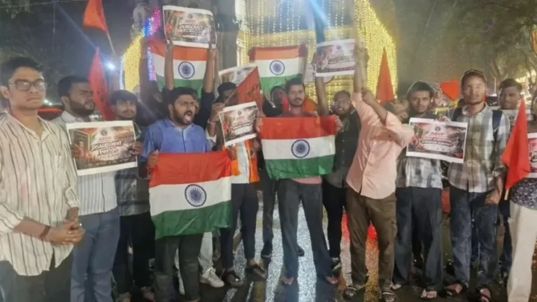 ಬೆಂಗಳೂರು: ಸಮಾಜದಲ್ಲಿ ಅರಾಜಕತೆ ಸೃಷ್ಟಿಸುತ್ತಿರುವ ಶಕ್ತಿಗಳ ವಿರುದ್ಧ ಎಬಿವಿಪಿ ಜನಜಾಗೃತಿ ಅಭಿಯಾನ